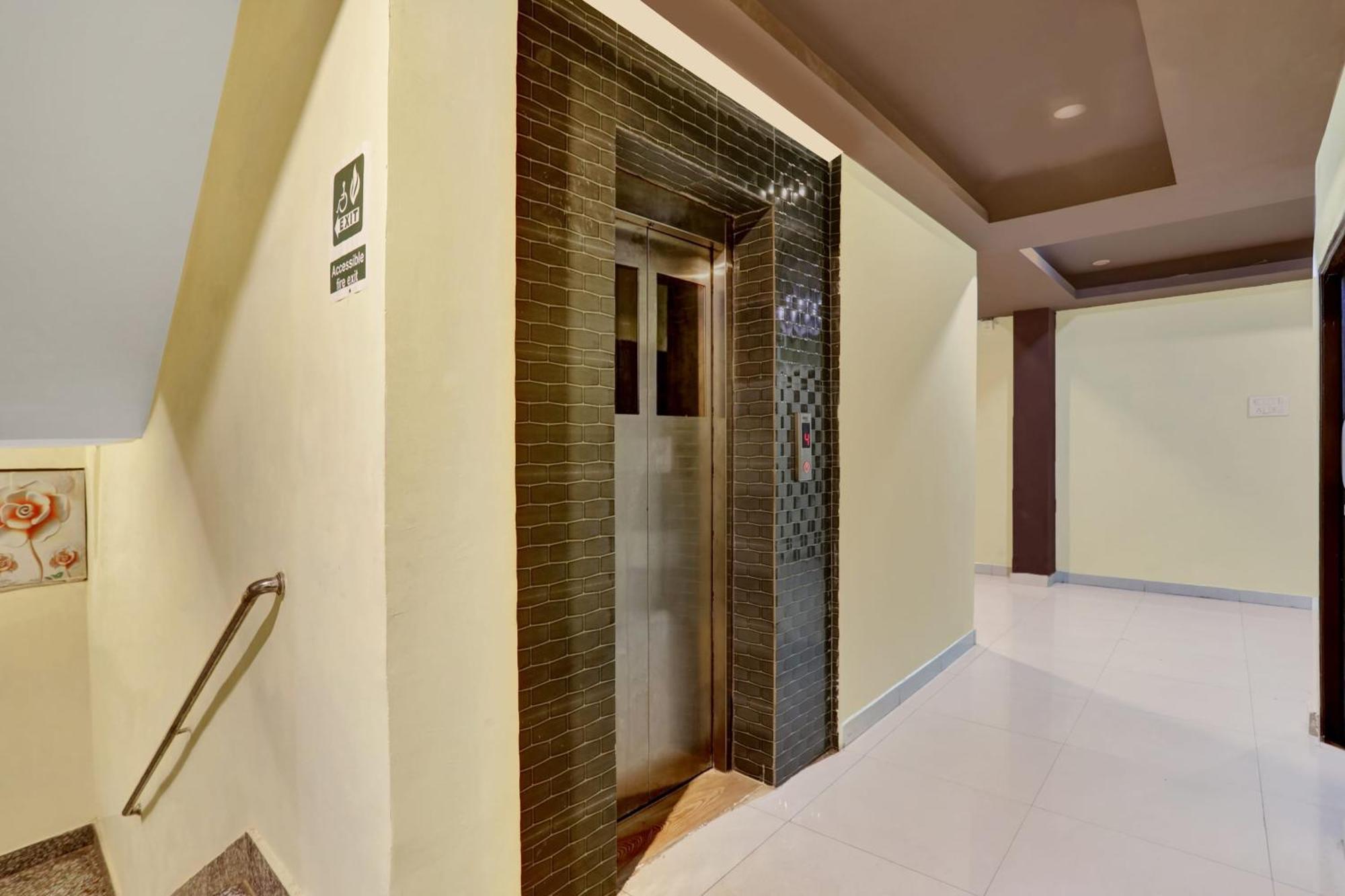 Super Hotel O Phulwarisharif Near Aiims Khagaul المظهر الخارجي الصورة